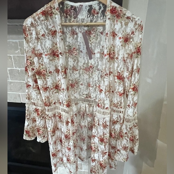 Mauve Anthropologie lace open flared sleeve cardigan Floral Size L - Picture 1 of 10